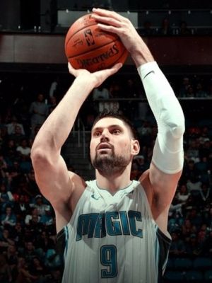 在当代足球 在当代足球